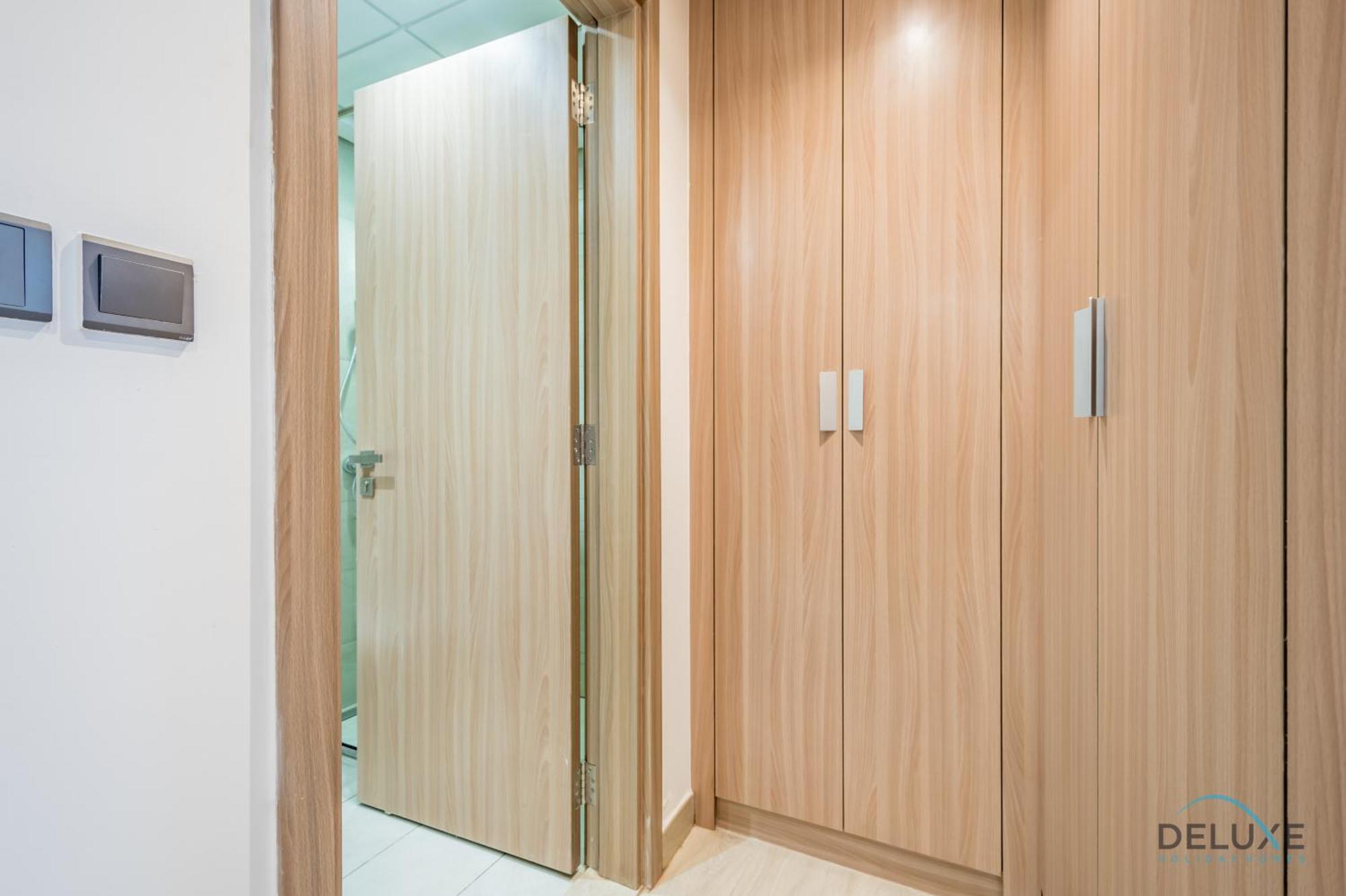 Inviting 1br In Azizi Riviera 32, Al Merkadh By Deluxe Homes *