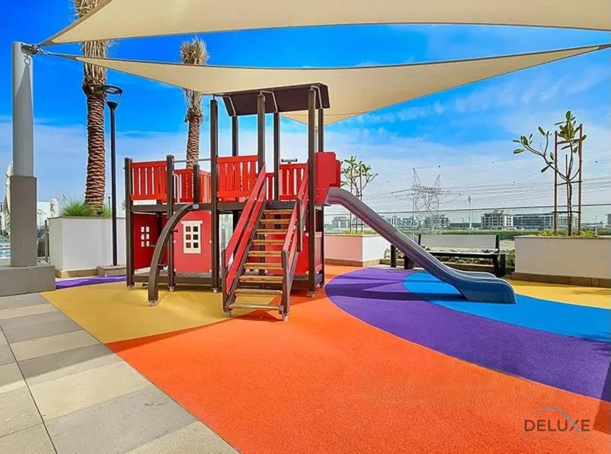 Apartment Inviting 1br In Azizi Riviera 32, Al Merkadh By Deluxe Homes *