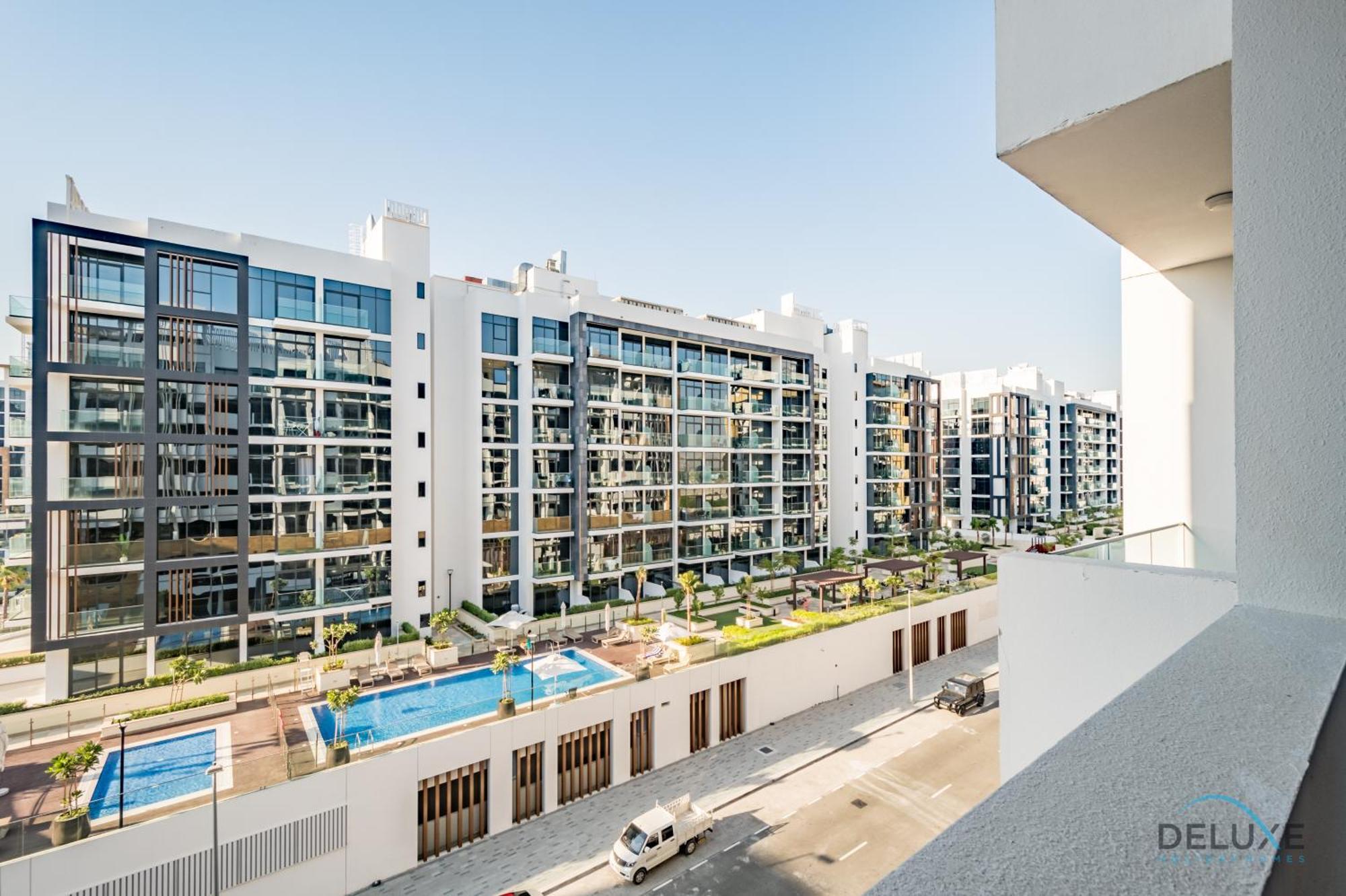 Apartment Inviting 1br In Azizi Riviera 32, Al Merkadh By Deluxe Homes *